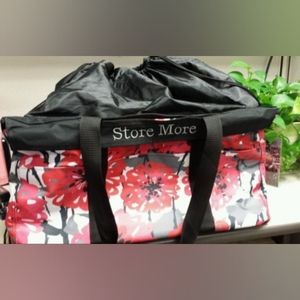 Thirty-One Bold Bloom Deluxe Utility Tote with Deluxe Cinch Top Lid